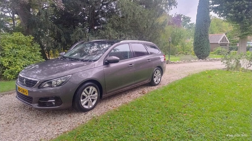 Peugeot 308 1.2 E-thp 81KW/110PK SW 2018 Grijs, Voorwielaandrijving, Stof, 1199 cc, 1165 kg