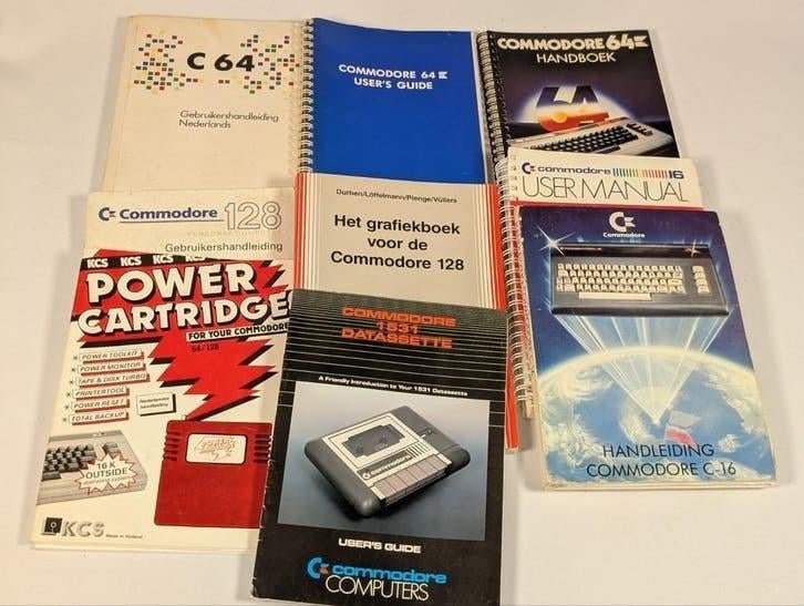 Commodore handleidingen lot – C64 / C128 / C16 / Datasette, Computers en Software, Vintage Computers, Ophalen of Verzenden