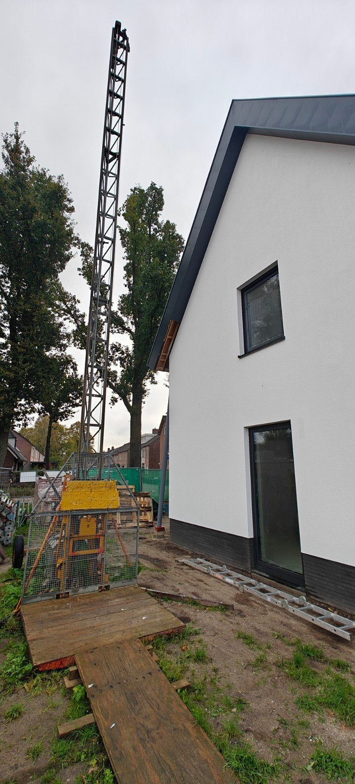 Goed werkende bouwlift met z.g.a.n. staalkabel - Bouw lift, Ophalen, Gebruikt