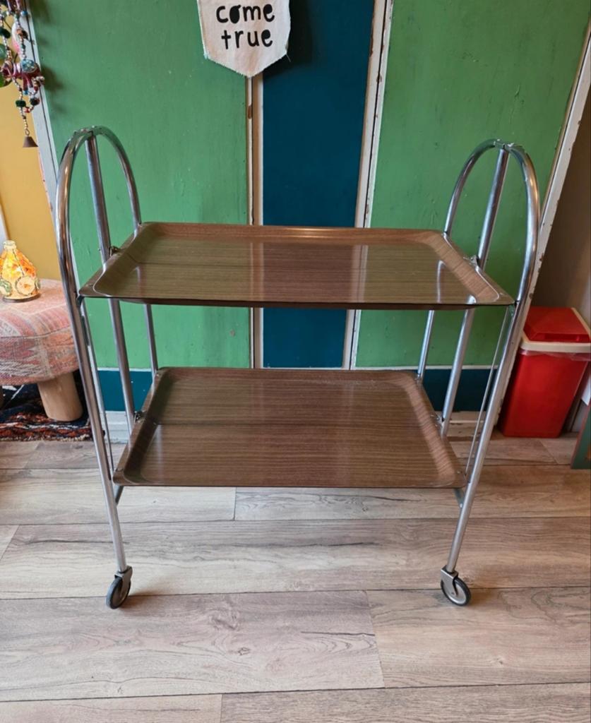 Formica trolley, Ophalen of Verzenden, 25 tot 50 cm, Rechthoekig, 50 tot 100 cm