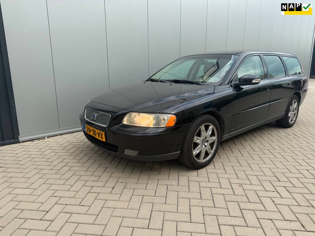 Volvo V70 2.4D Edition, Auto's, Voorwielaandrijving, 15 km/l, Beige, 1535 kg