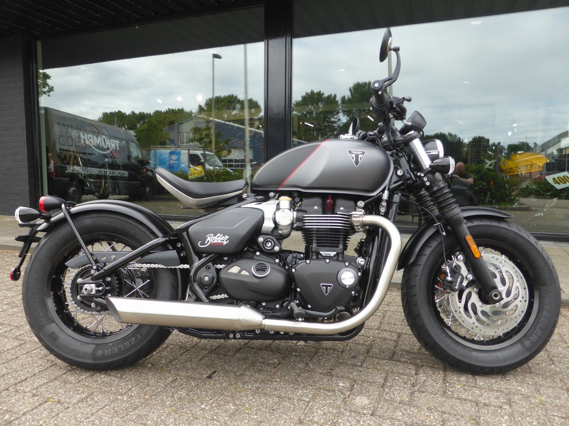 Triumph Bonneville Bobber NEW Bobber Two Tone (bj 2026), Triumph Motocycles, Chopper, Bedrijf, Triumph.Benelux@triumph.co.uk