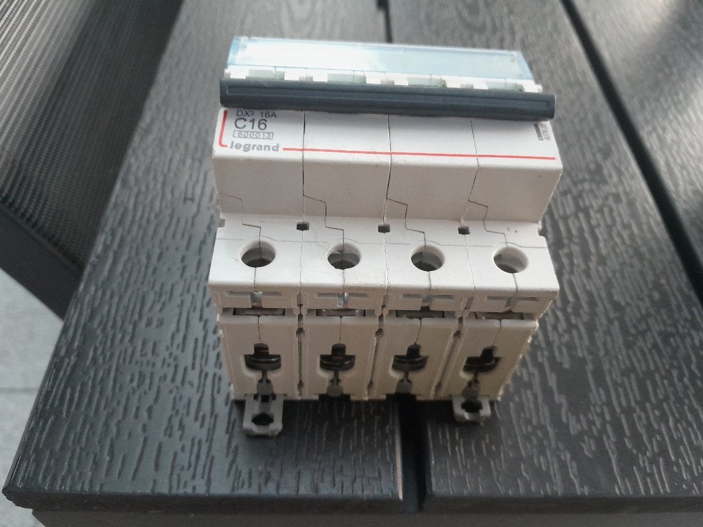 schakelautomaat, Ophalen of Verzenden, Gebruikt, Installatieautomaat
