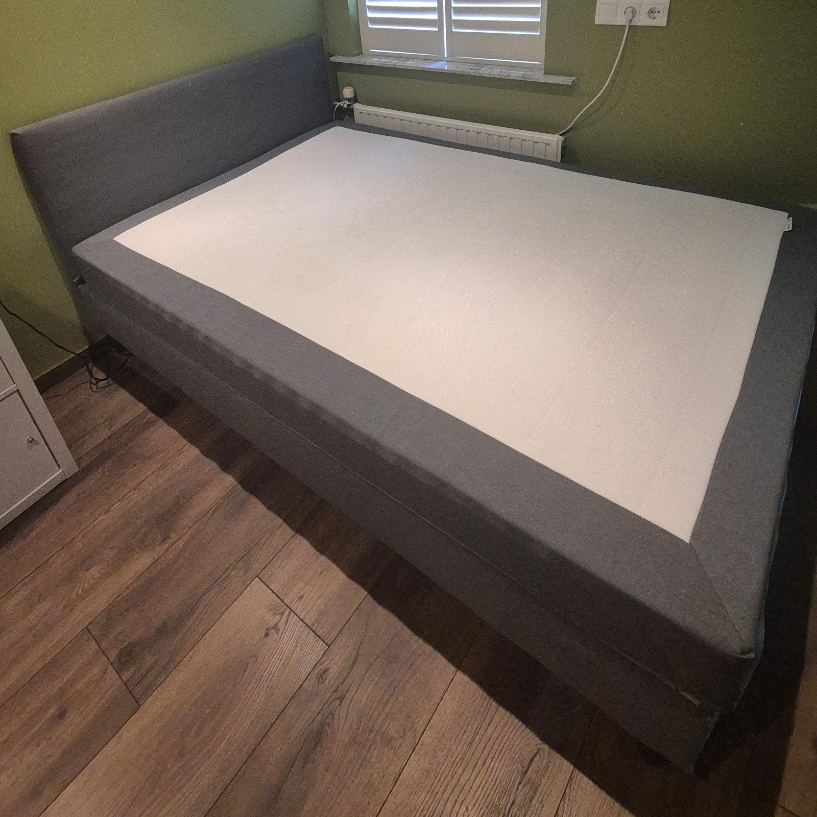 boxpring grijs ikea 140x200, Huis en Inrichting, Slaapkamer | Boxsprings, Ophalen, Tweepersoons, 140 cm, Zo goed als nieuw