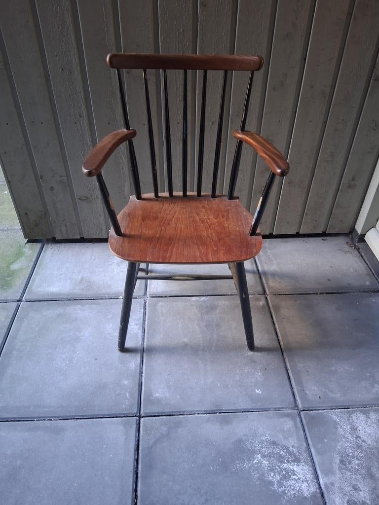 Vintage houten stoel met armleuningen, Ophalen, Gebruikt, Bruin, Vintage, Klassiek