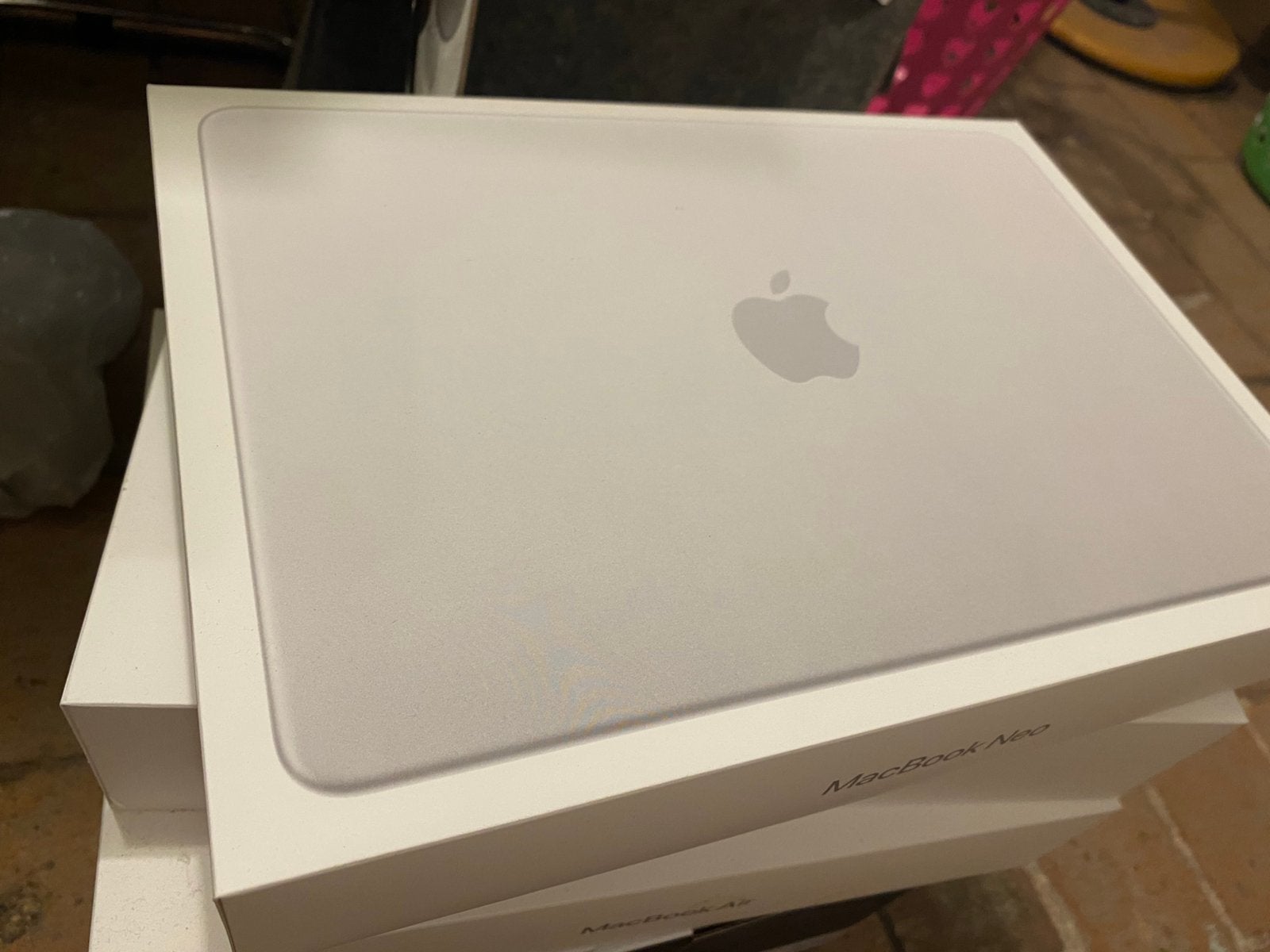 Storage box ONLY macbook neo 13’’, Computers en Software, Ophalen of Verzenden, Zo goed als nieuw, 13 inch, MacBook Air