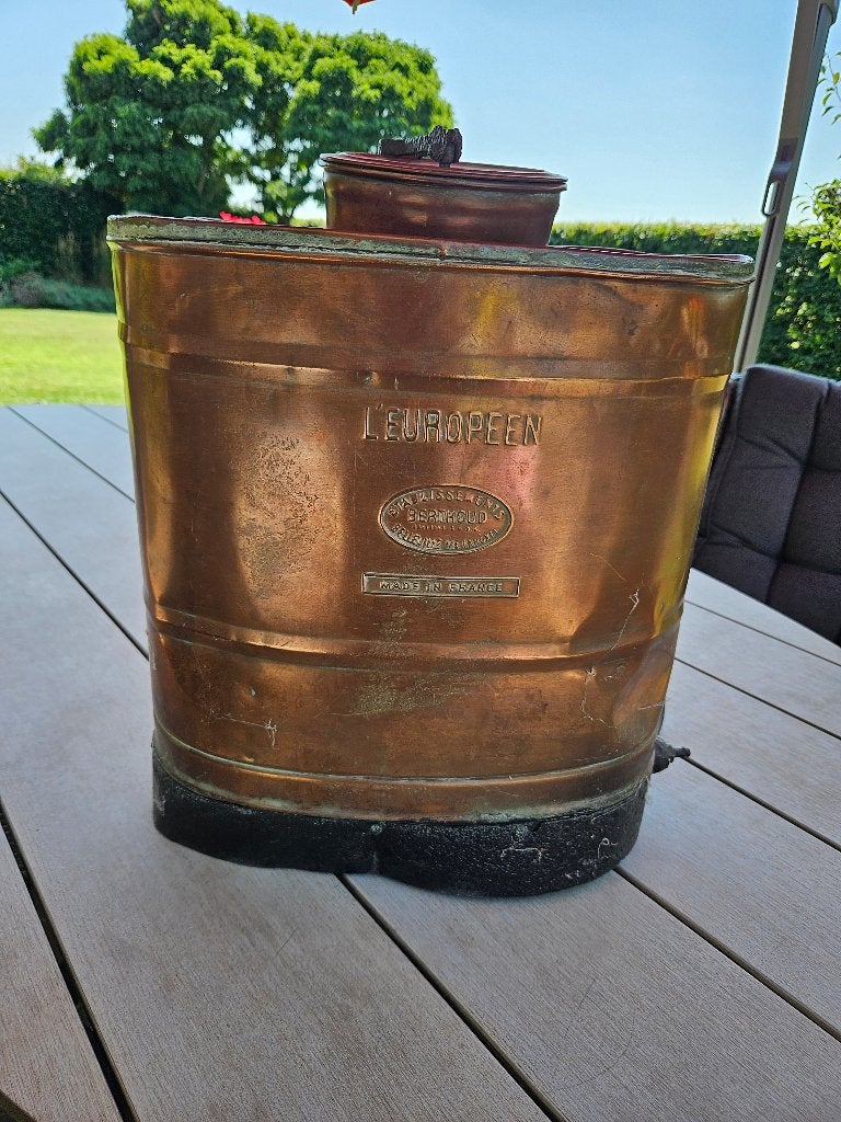 Antieke koperen rug spuit, Ophalen, Koper