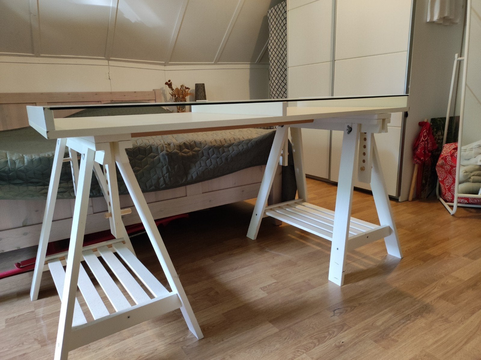 IKEA bureau wit met schragen, Ophalen, Gebruikt