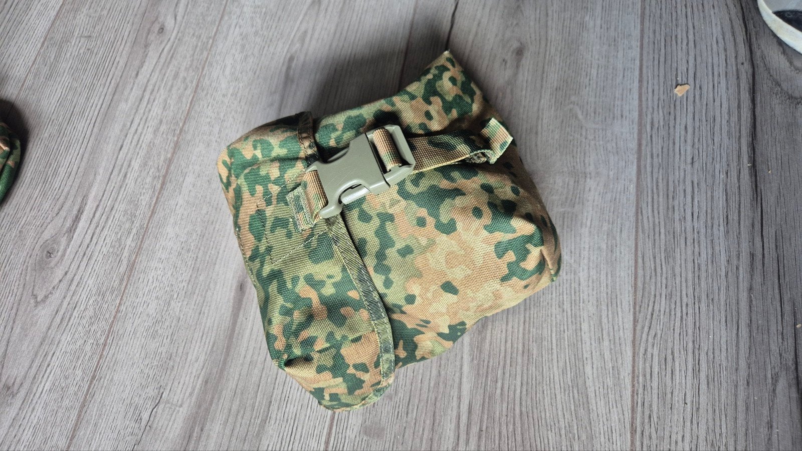 Nfp voss algemeen middel pouch, Ophalen of Verzenden, Landmacht, Nederland, Overige typen