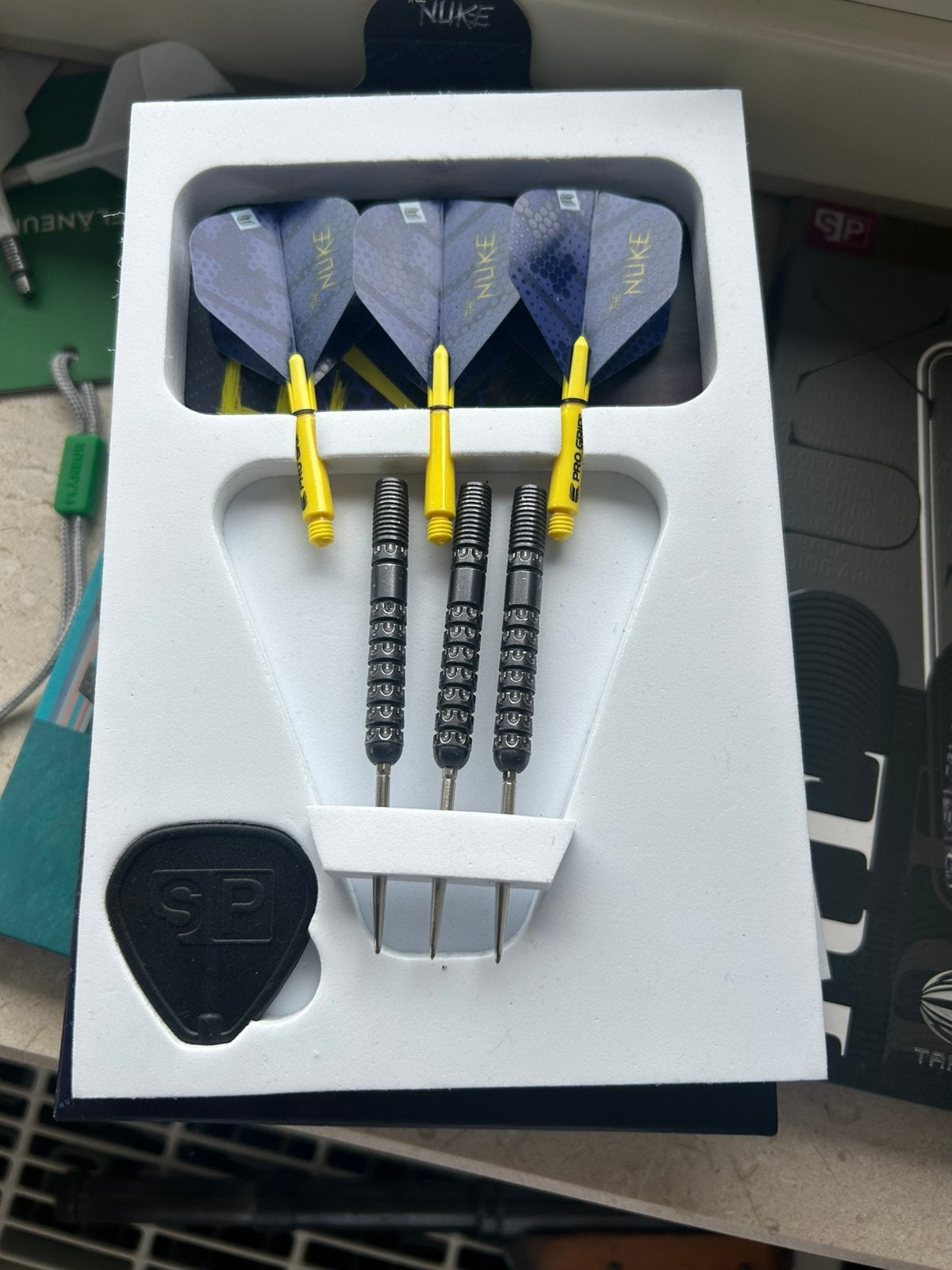 Target darts, Ophalen of Verzenden, Zo goed als nieuw, Pijlen