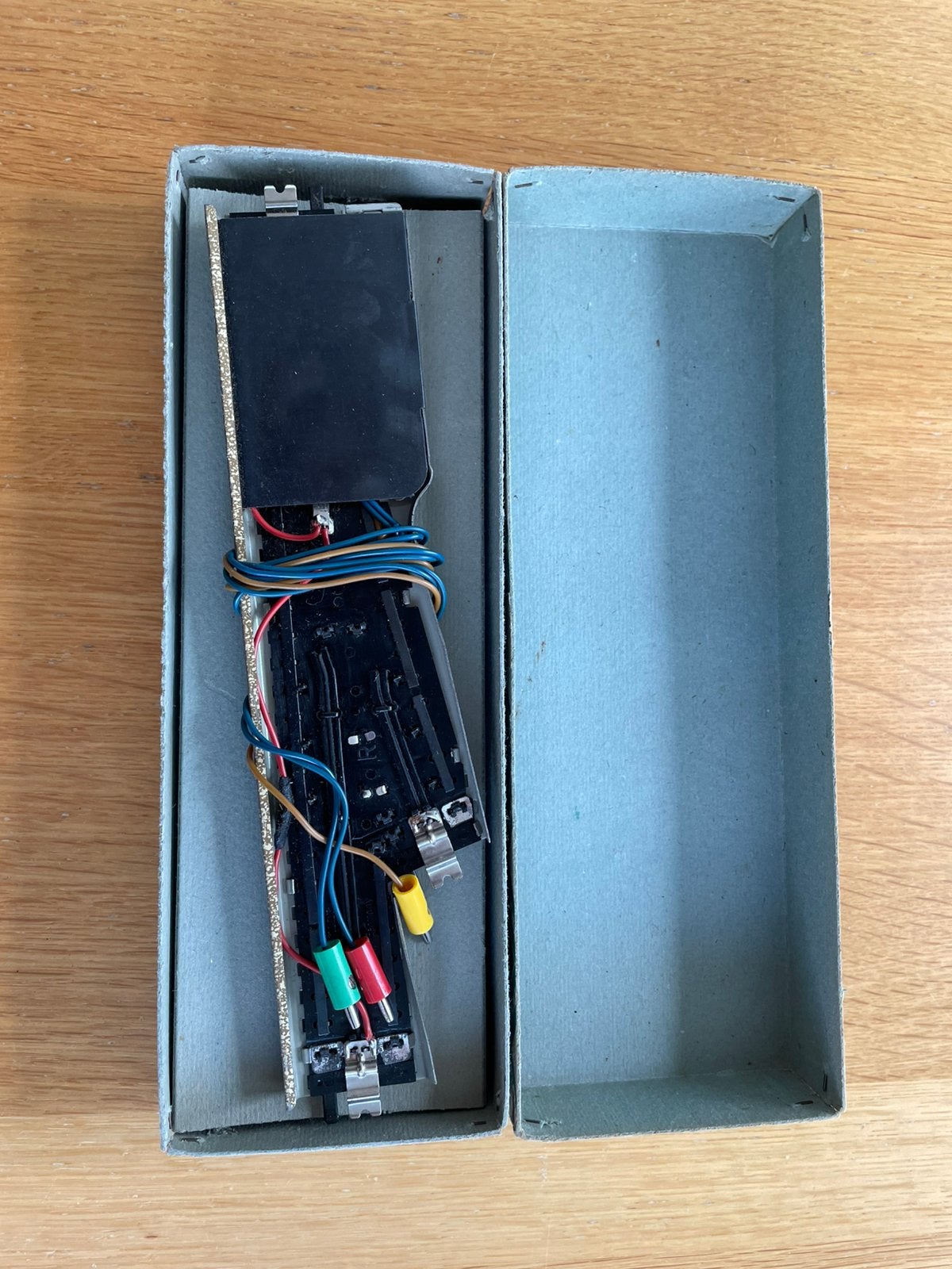 Te koop: Restant rail 3900., Wisselstroom, Gebruikt, Verzenden, Rails