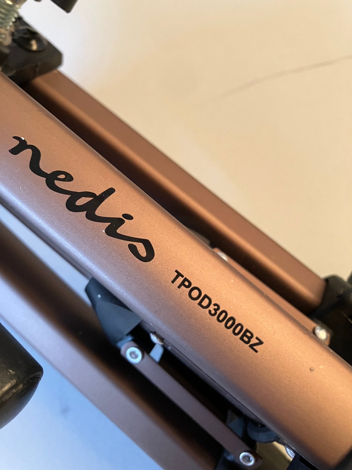 Nedis tpod3000BZ statief, Ophalen of Verzenden, Zo goed als nieuw, Driepoot