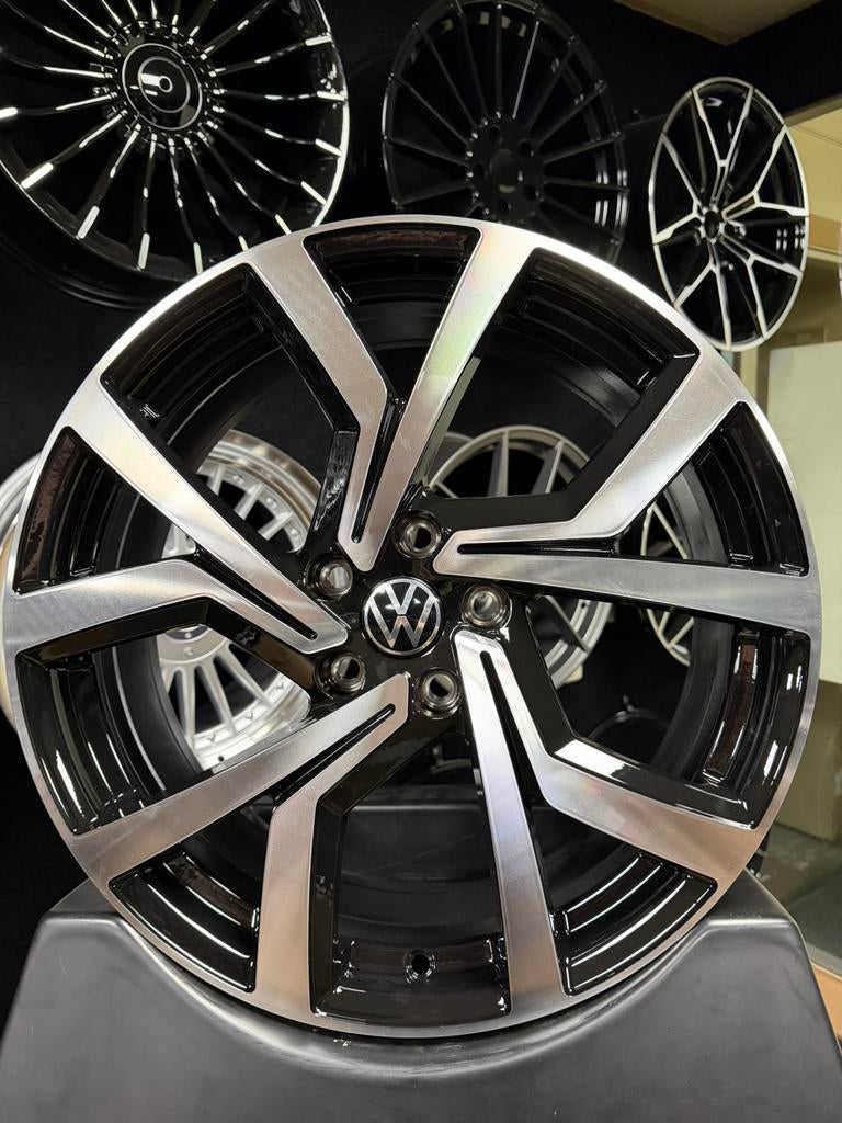 19 inch velgen voor Volkswagen Brescia look 5x112 Golf 6 7 8