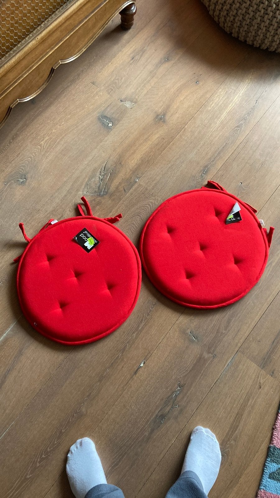 2 rode ronde kussens voor op een stoel, Ophalen, Nieuw, Rood, Rond