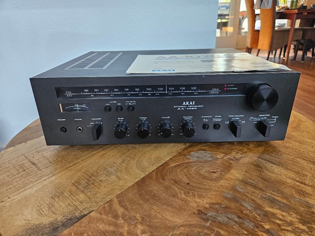 Akai AA-1020/L receiver/versterker., Overige merken, Gebruikt, Ophalen of Verzenden, Minder dan 60 watt