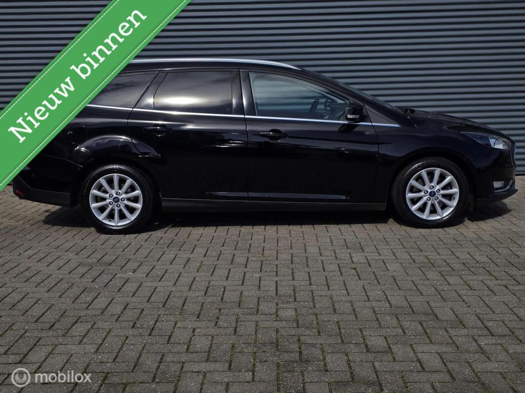 Ford Focus Wagon 1.5 Titanium, Automatische klimaatregeling, Euro 6, 4 cilinders, Zwart