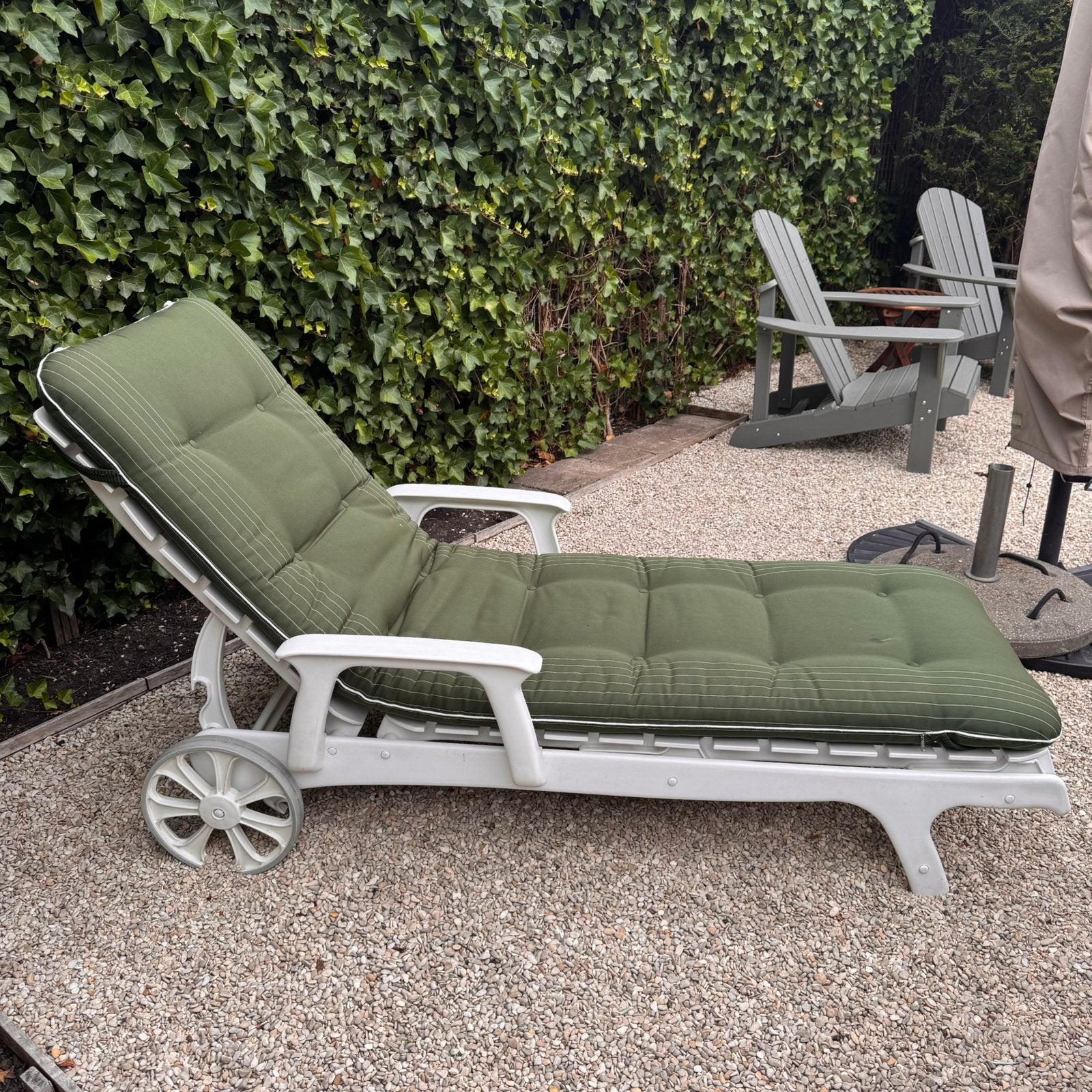 Kettler classic Tiffany ligstoel tuin lounge wit + kussen, Ophalen, Zo goed als nieuw
