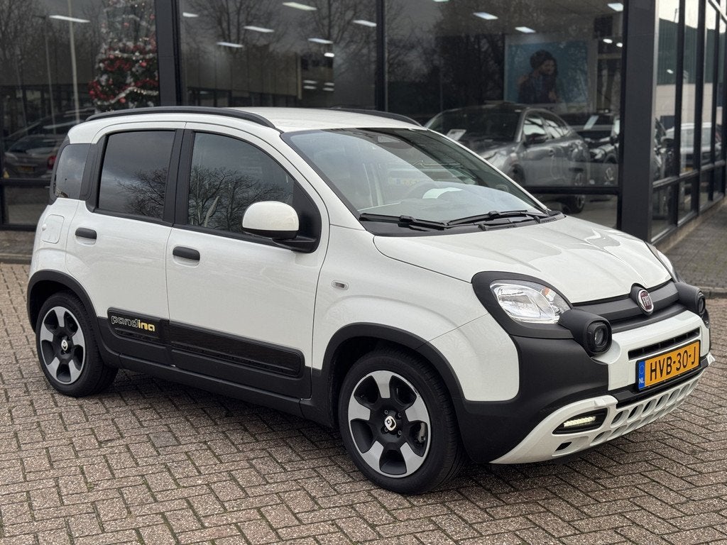 Fiat Panda 70pk Hybrid Panda Airco|Parkeersensoren|Carplay N, Stof, Gebruikt, Panda, 4 stoelen