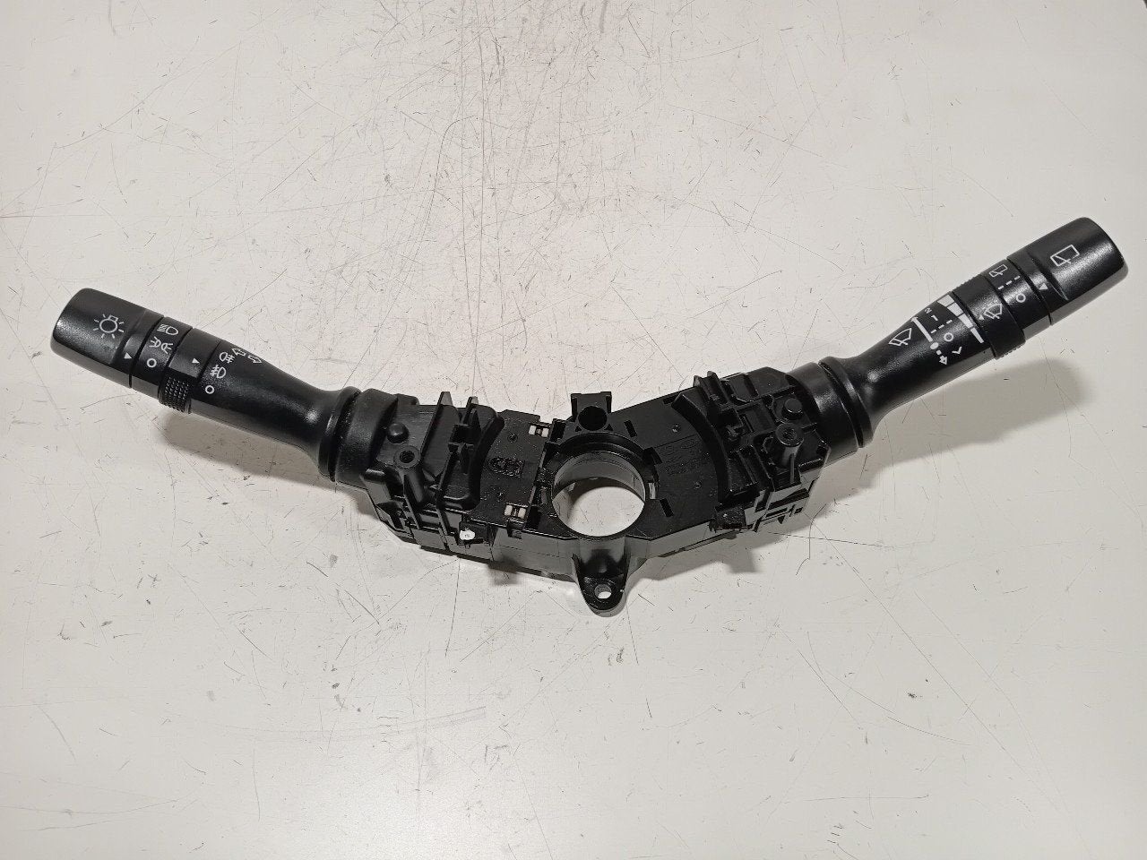 Combischakelaar Kia Venga, Onderdelen@venauto.nl, Van der Ven Autorecycling B.V., Ettenseweg 76, 4706 PB Roosendaal, The Netherlands