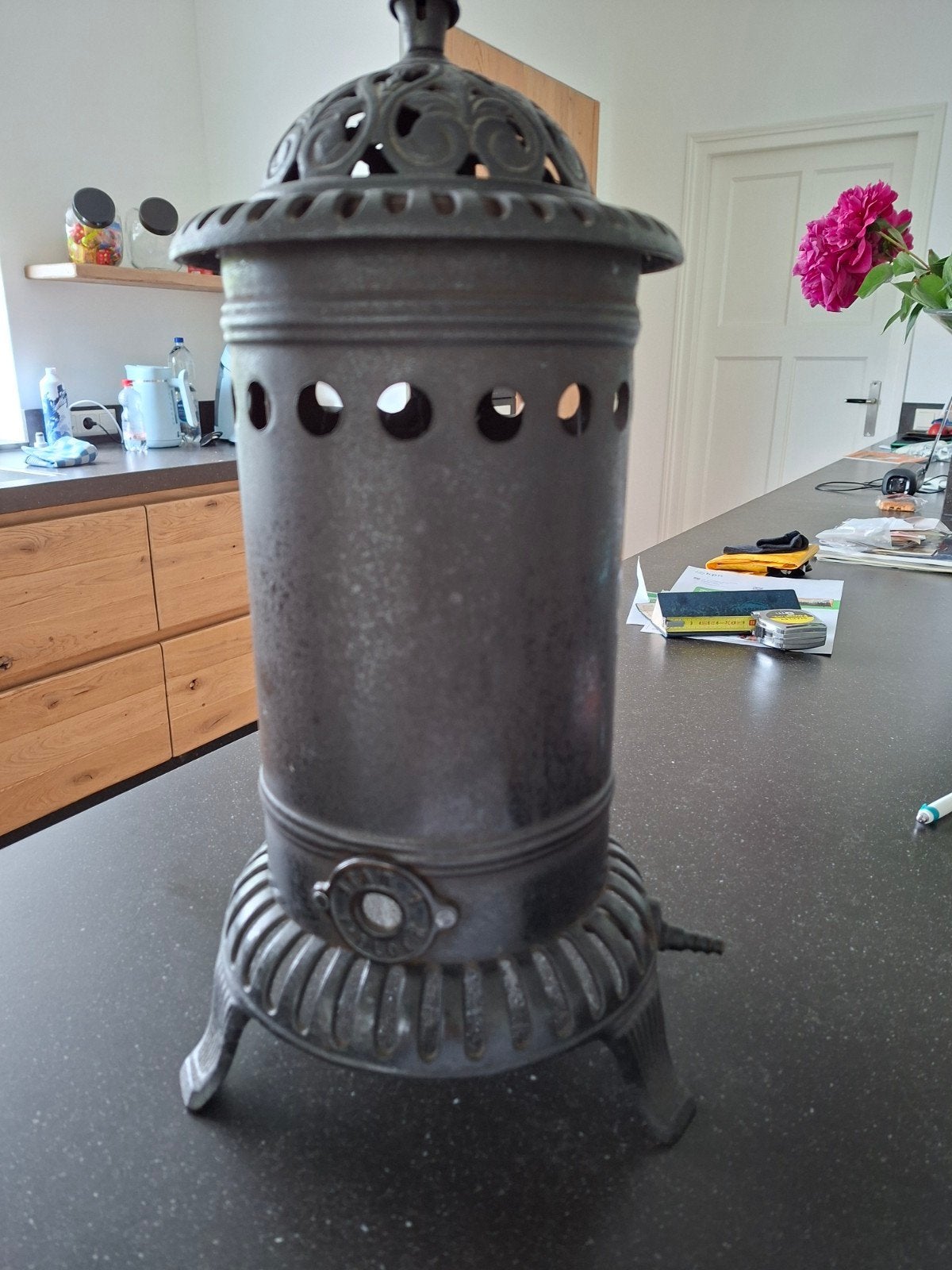 Antieke gietijzeren kachel, Ophalen of Verzenden