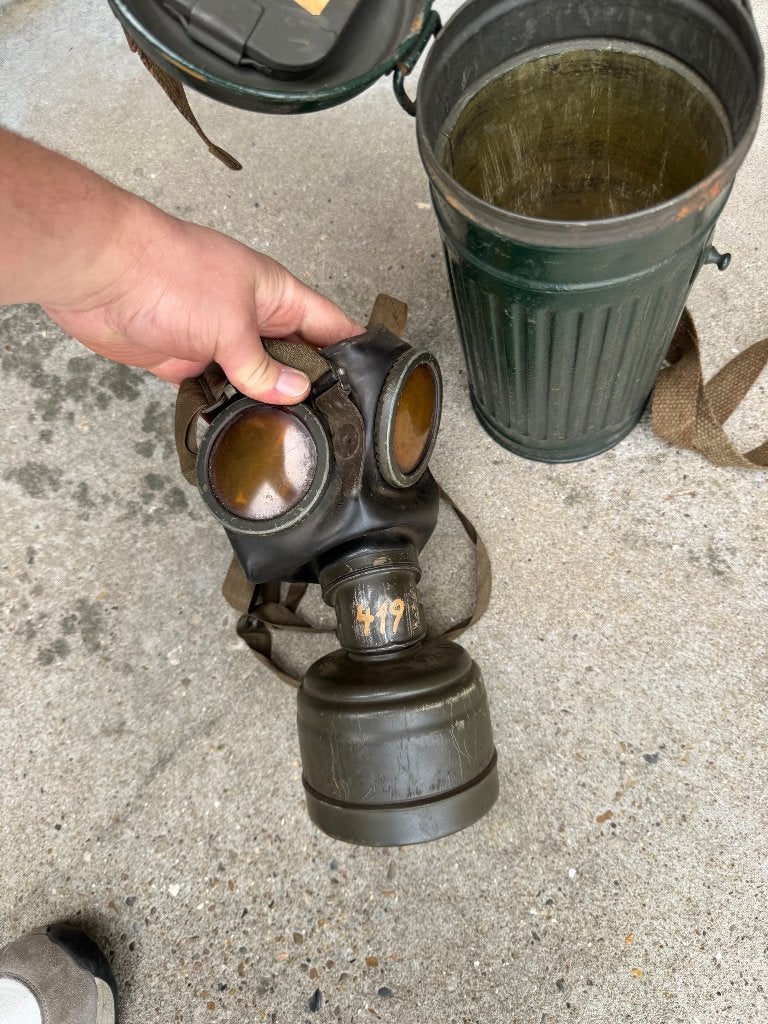 Wo2 Duits gasmasker met naam compleet, Ophalen of Verzenden, Duitsland