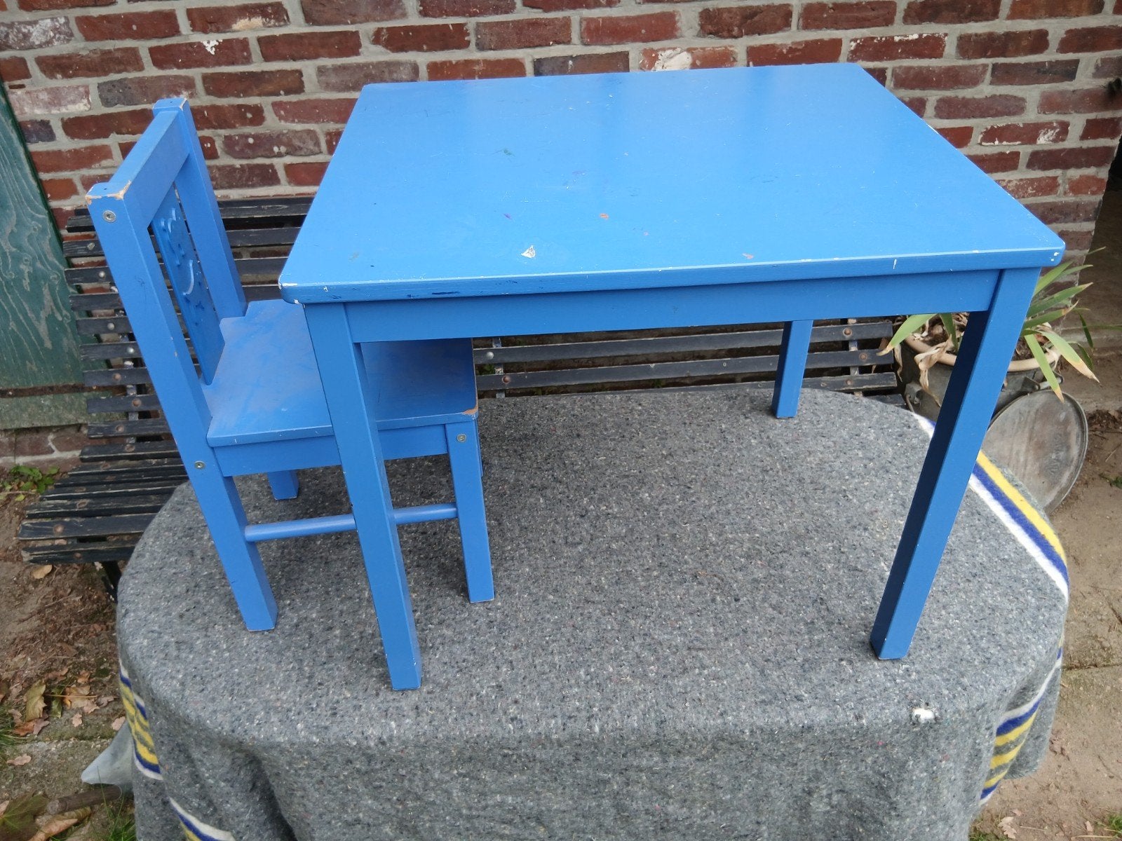 Blauwe kinderstoel en tafel met dierenfiguren, Ophalen, Gebruikt, Tafel(s) en Stoel(en)