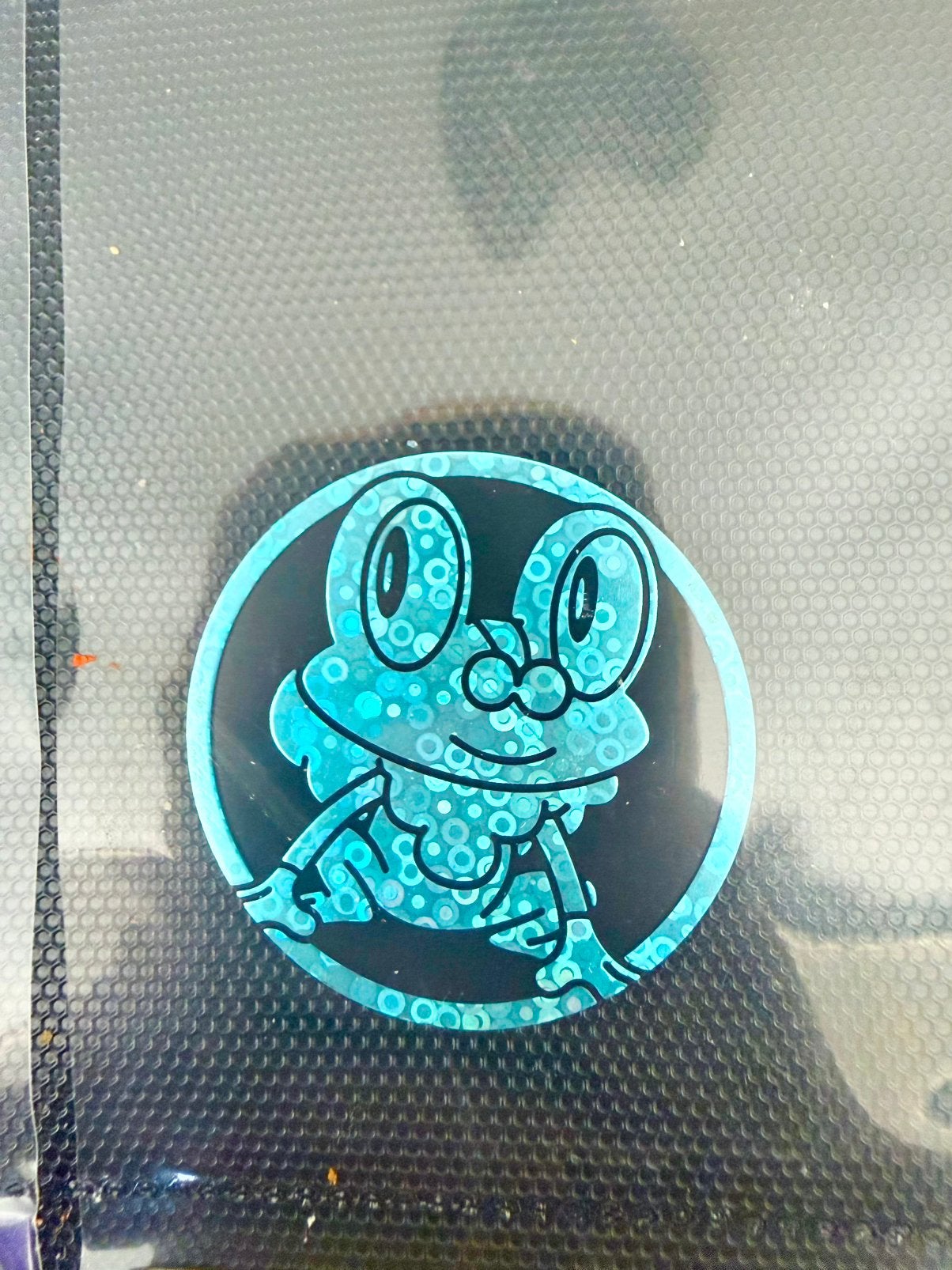 Zeldzame Pokémon Flippo - Froakie, Ophalen of Verzenden, Losse flippo's