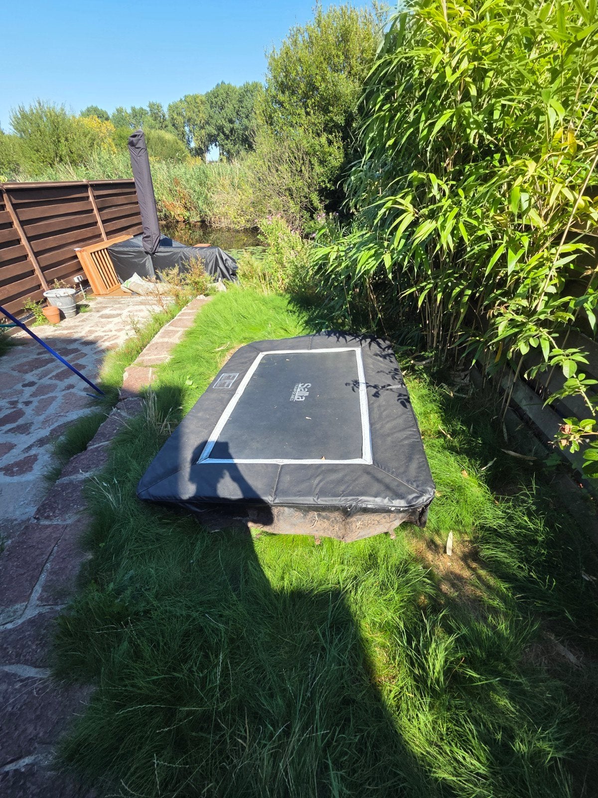Salta inground trampoline 214 x 153 cm – rechthoekig, Ophalen, Gebruikt