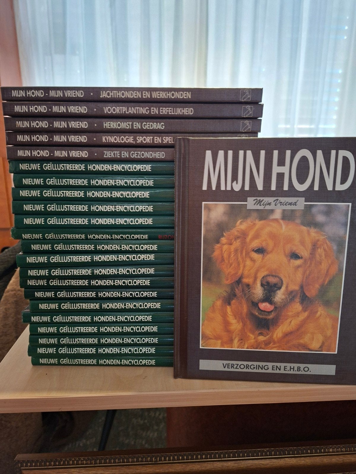 honden boeken., Ophalen, Zo goed als nieuw, Dieren