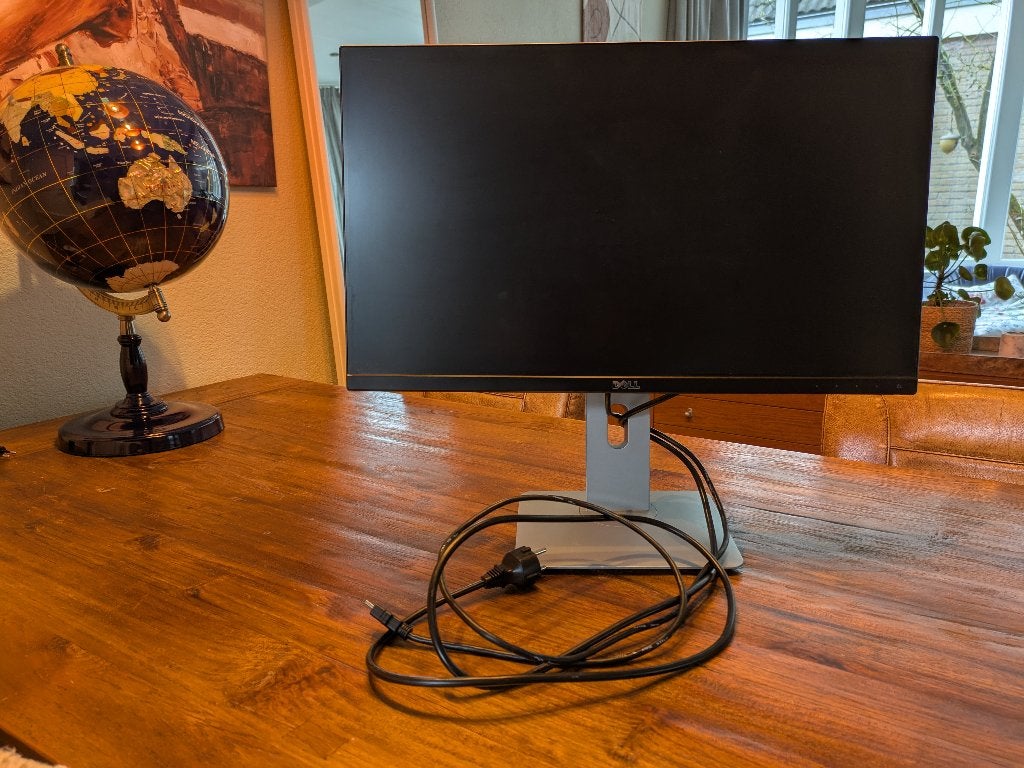 Dell Monitor U2414H 23.8", Computers en Software, Ophalen, Gebruikt, IPS, Kantelbaar