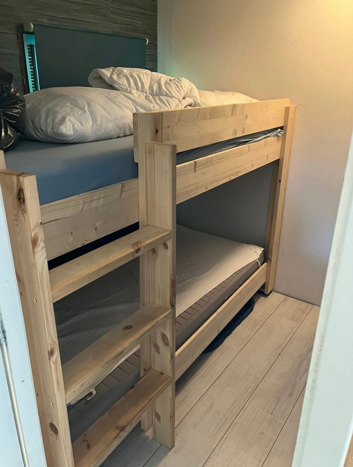 Steigerhouten stapelbed & matrassen, Ophalen, 90 cm, Tweepersoons, Zo goed als nieuw
