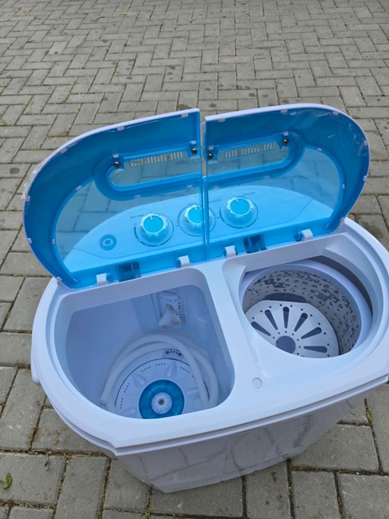 Compacte mini wasmachine met centrifuge - Zo goed als nieuw, Ophalen
