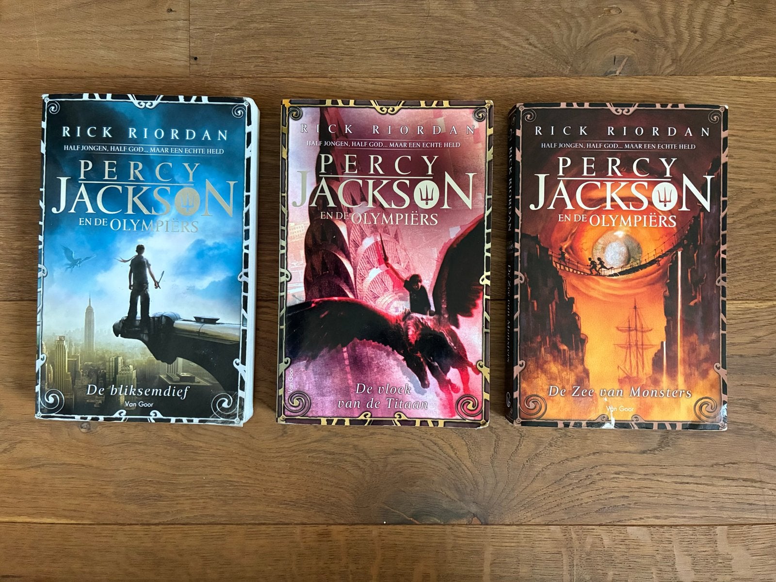 Percy Jackson en de Olympiërs boeken (3 stuks), Ophalen of Verzenden, Gelezen, Fictie