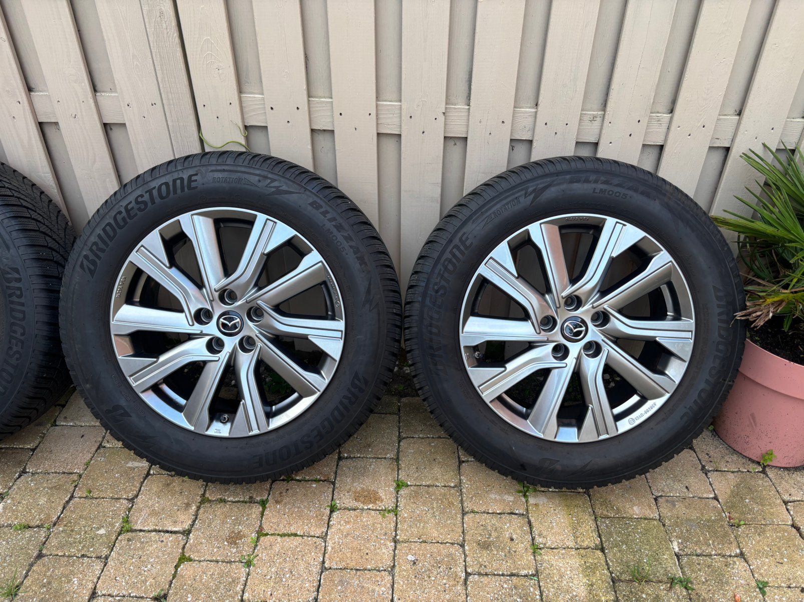 Originele Mazda CX60 CX80 18 inch velgen + winterbanden, Auto-onderdelen, Ophalen, 18 inch, Gebruikt, Banden en Velgen