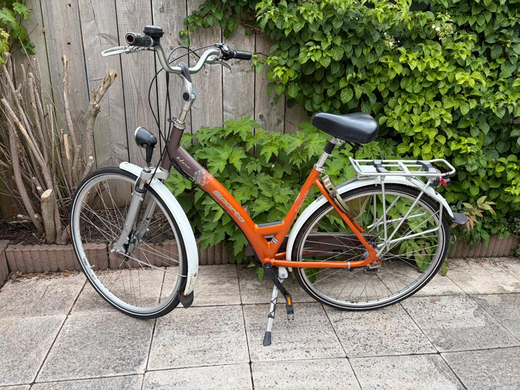 Stadsfiets/ studentenfiets Sparta, Fietsen en Brommers, Fietsen | Dames | Damesfietsen, Ophalen, Gebruikt, Sparta, Versnellingen