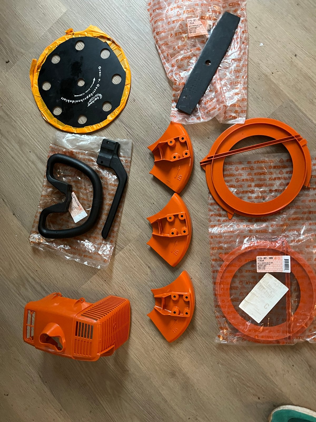 Nieuwe Stihl onderdelen voor tuinmachines, Ophalen of Verzenden, Nieuw, Overige soorten