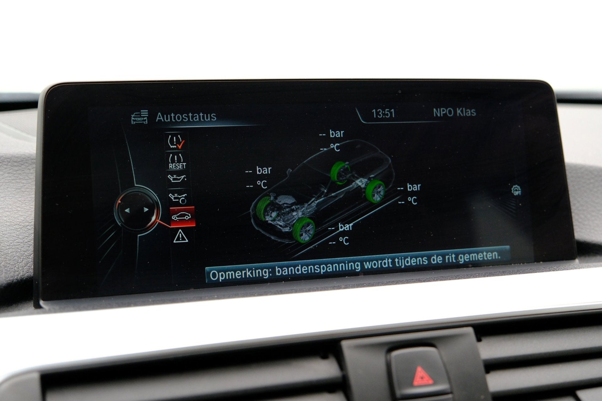 Foto 18 van BMW 3-serie Touring 320d EDE Centennial High Executive Aut.