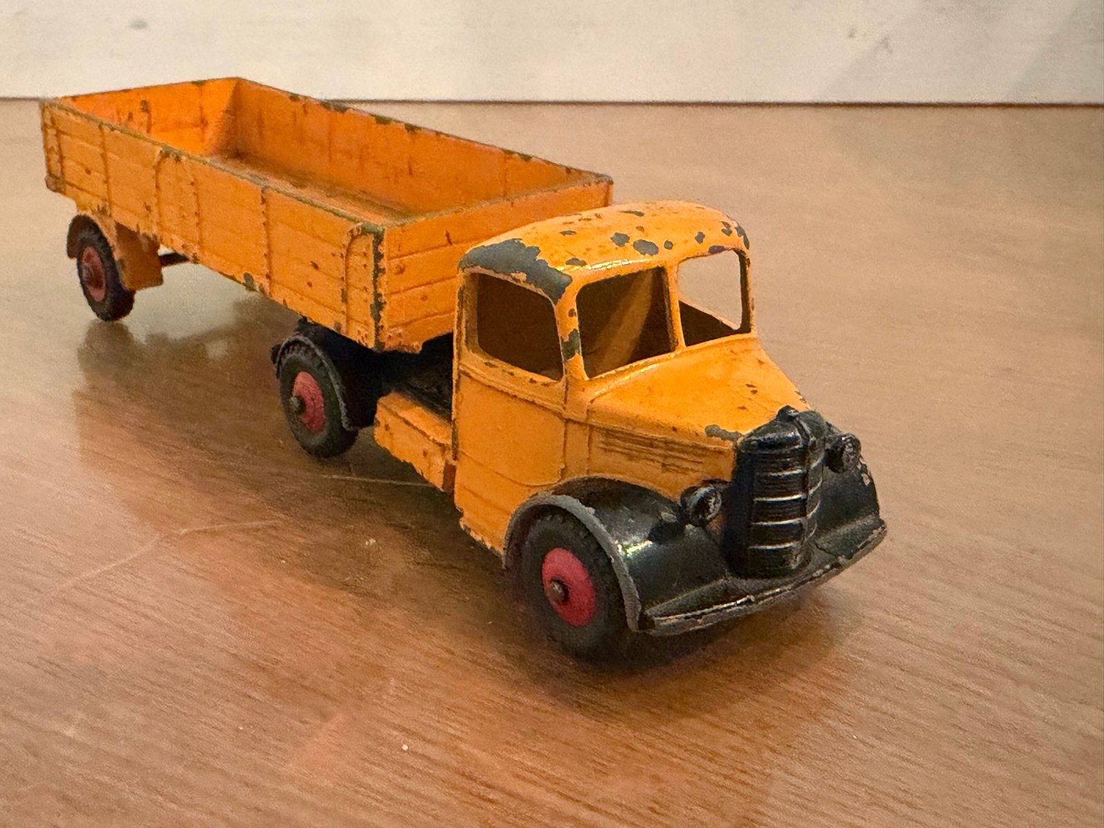 Dinky Toys Bedford Meccano Ltd. Vrachtwagen met aanhanger, Hobby en Vrije tijd, Ophalen of Verzenden, Gebruikt