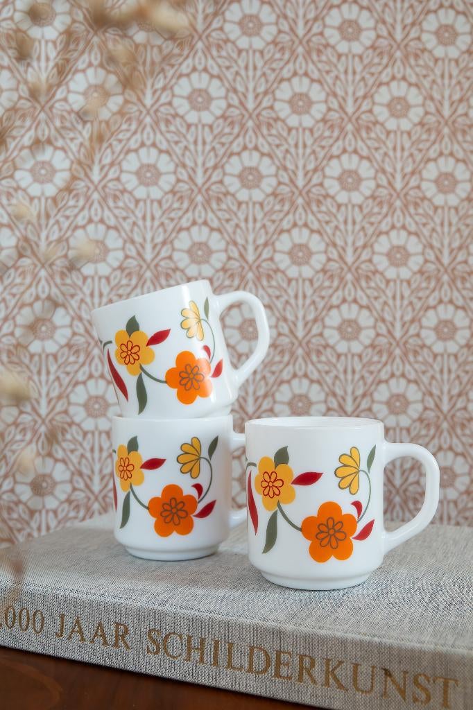 Arcopal France mokken bekers Tulp - set van 3, Ophalen of Verzenden, Overige stijlen, Kop(pen) en/of Schotel(s), Glas