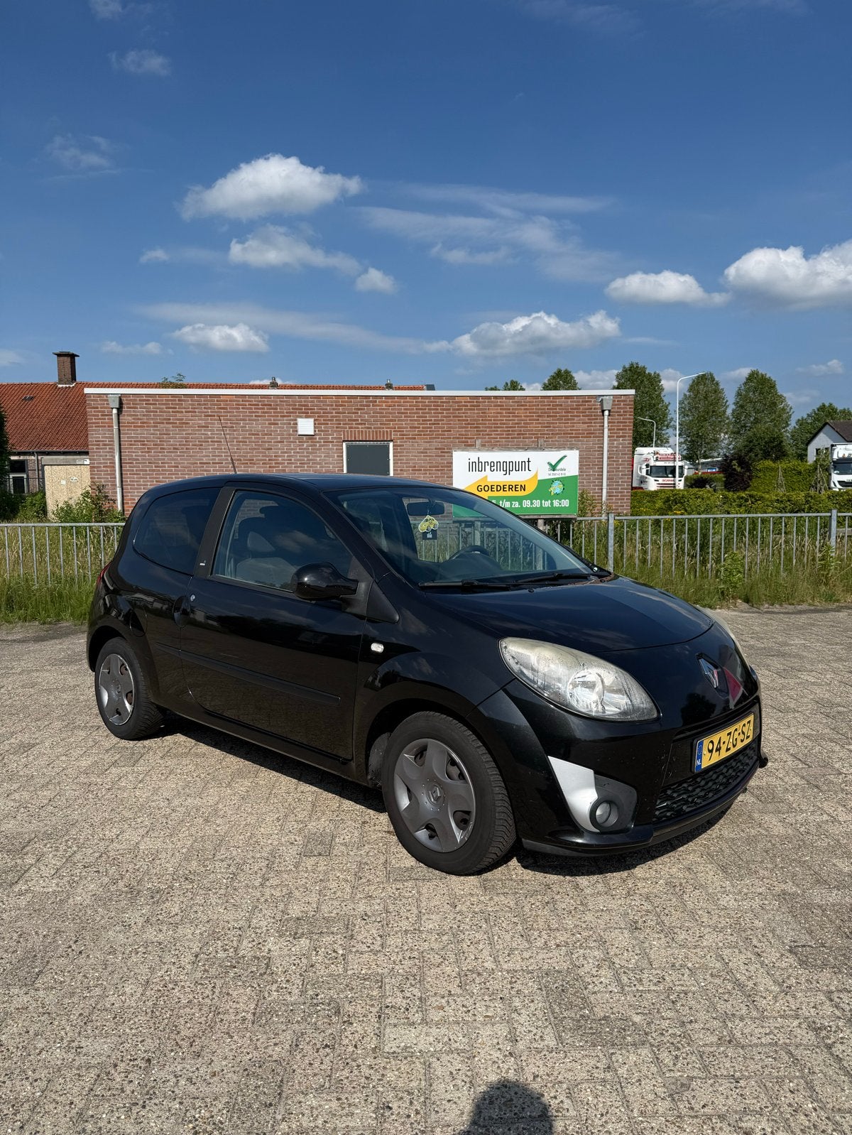 Renault Twingo 1.2 16V 2008 Zwart, Auto's, Renault, Voorwielaandrijving, Twingo, 31 €/maand, 4 cilinders