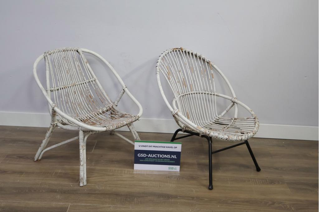 Set van 2 Vintage Witte Rotan Kuipstoelen, Ophalen of Verzenden, Niet ingevuld, Niet ingevuld, Niet ingevuld