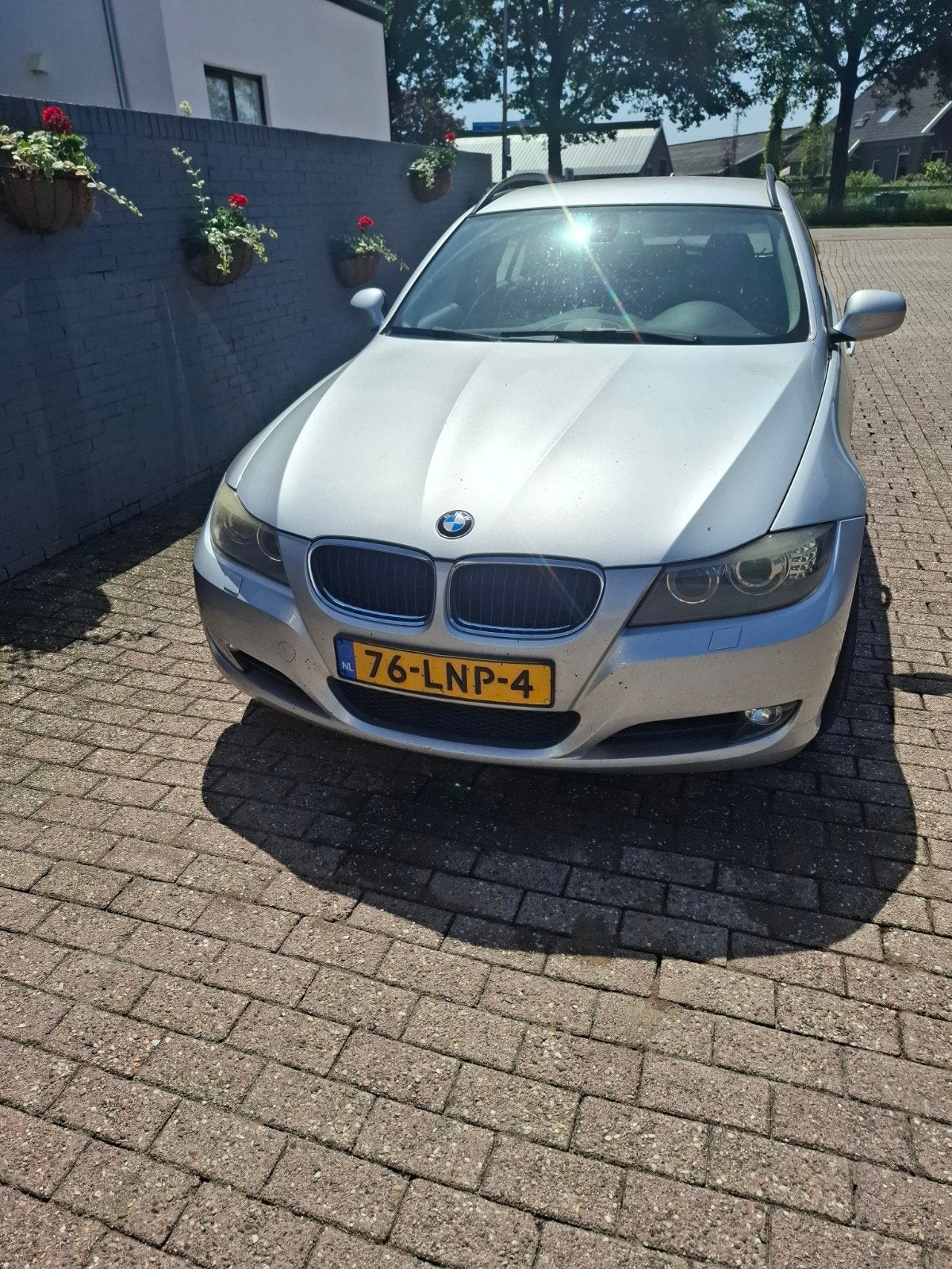 BMW 3-Serie 2.0 318 I Touring 2010 Grijs, Auto's, BMW, Achterwielaandrijving, Origineel Nederlands, Handgeschakeld, Particulier