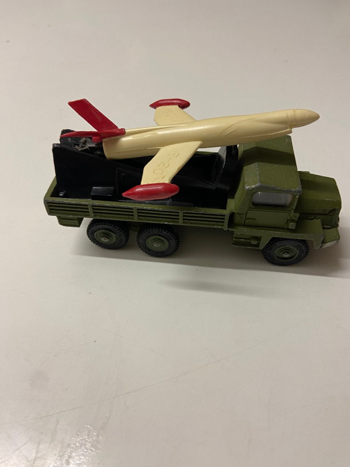 Dinky militair berliet missile launcher 620, Ophalen of Verzenden, Zo goed als nieuw, Auto, Dinky Toys