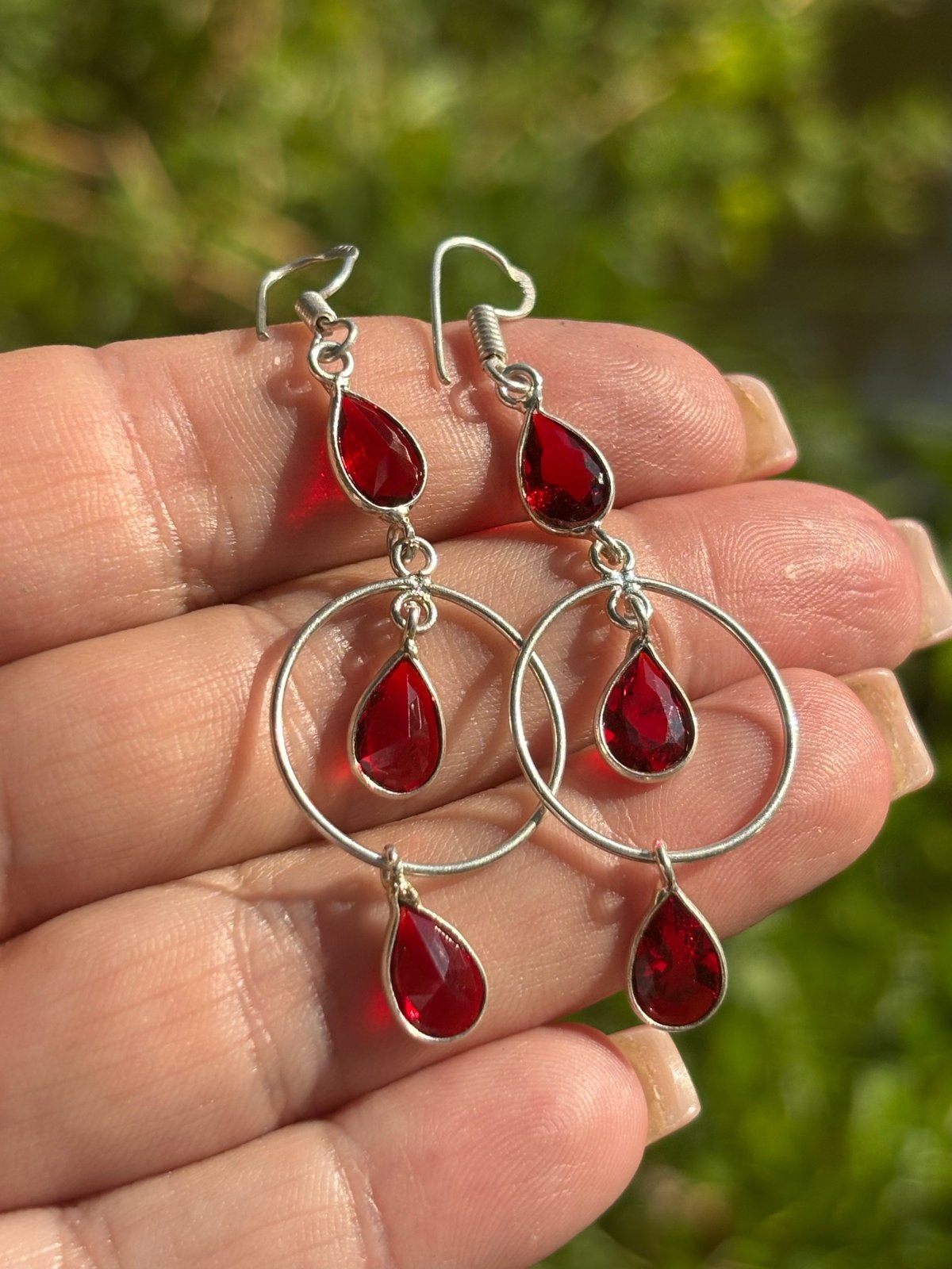 Oorbellen met Granaat Edelstenen Energie Passie Bescherming, Sieraden, Tassen en Uiterlijk, Overige materialen, Hangers, Vanbeeksaar4@gmail.com