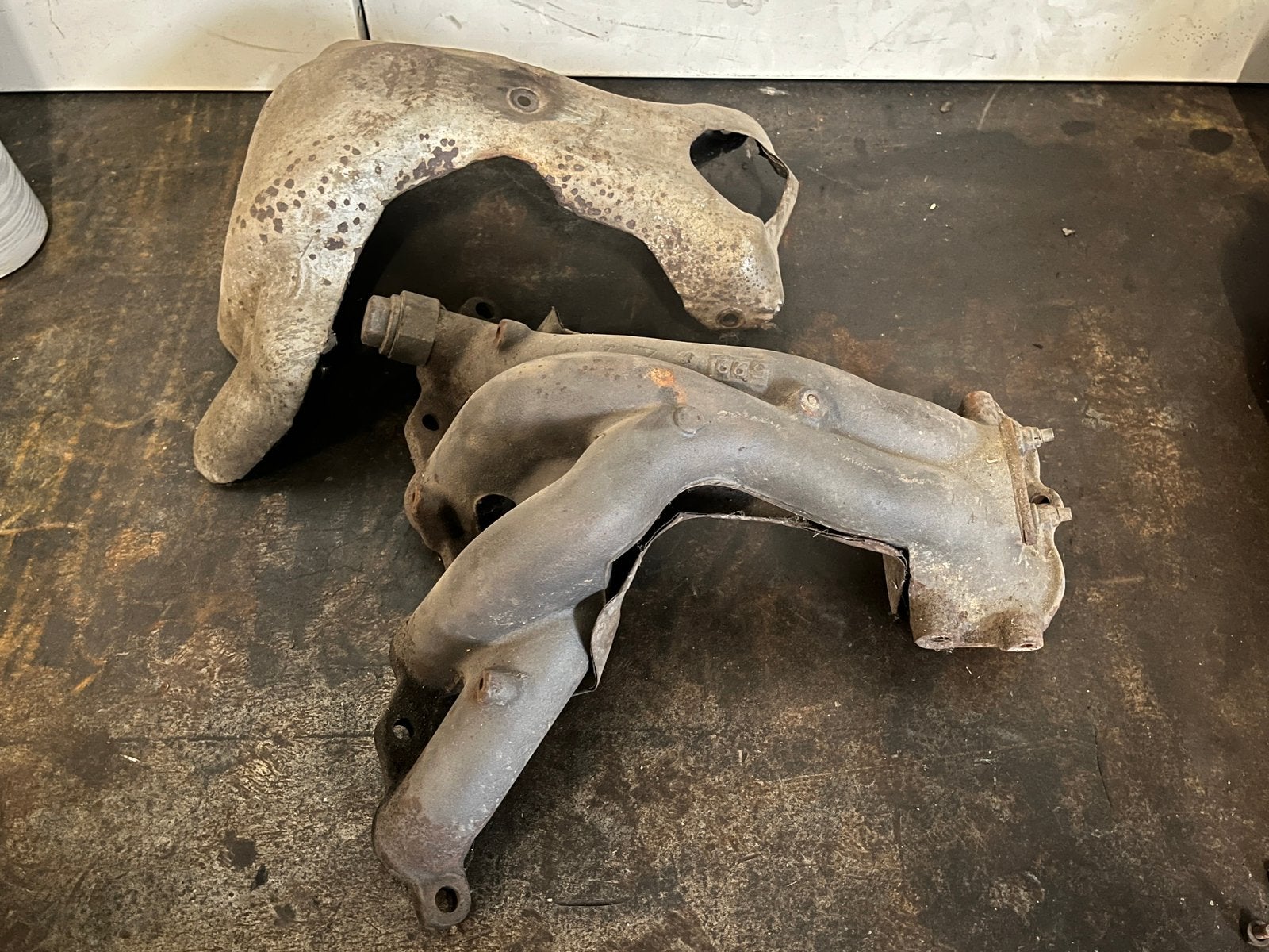 Toyota 4AGE 16v uitlaat spruitstuk, Ophalen, Toyota