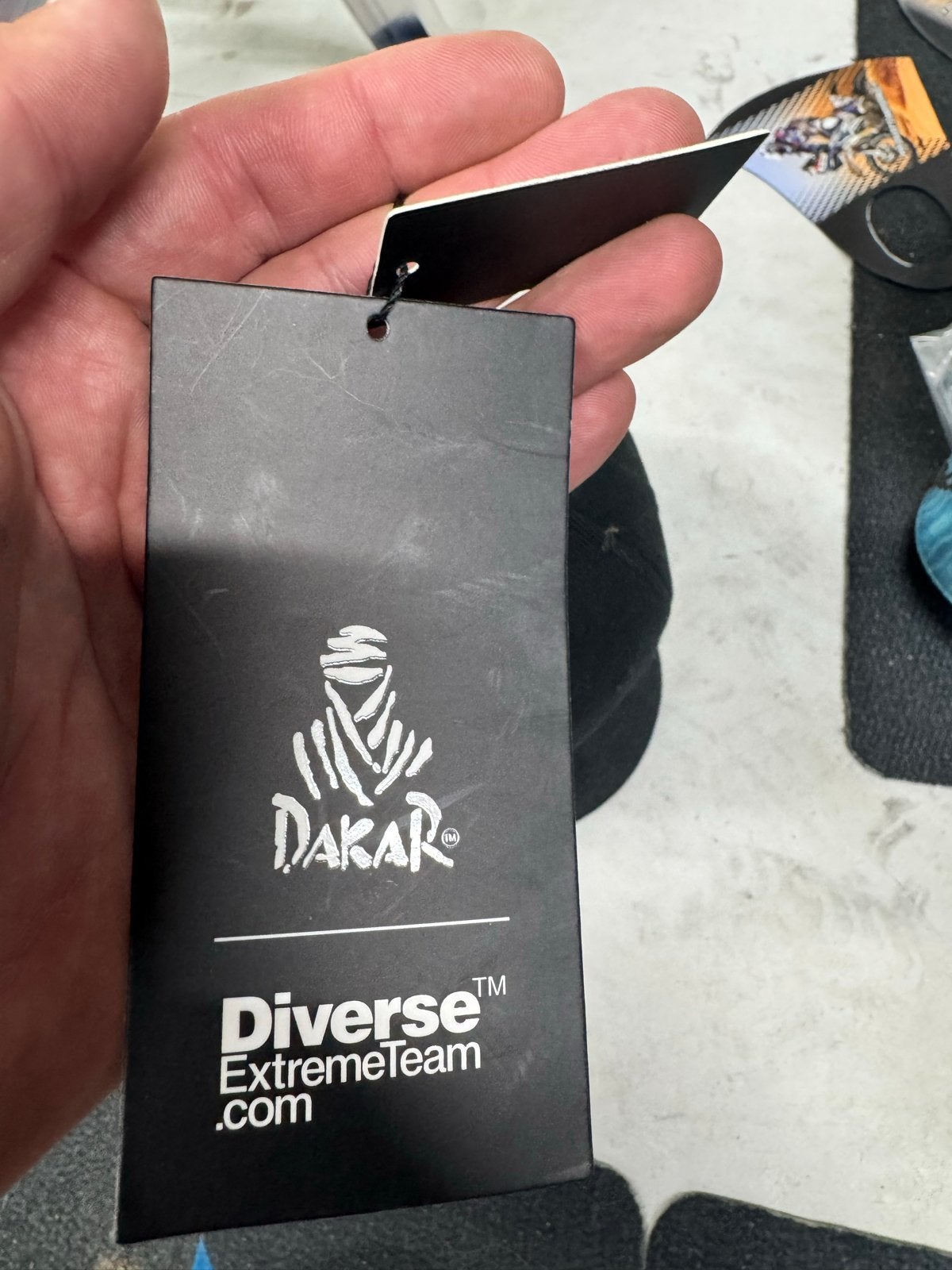 2x Originele Dakar Pet - Zwart, Nieuw met label, Ophalen of Verzenden, Nieuw, One size fits all, Pet