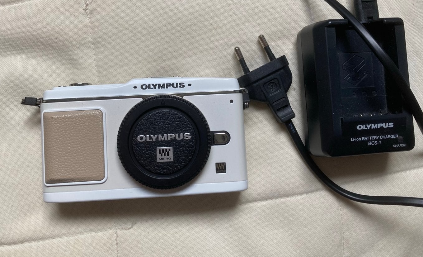 Olympus e-p1 body wit, Ophalen of Verzenden, Zo goed als nieuw, Olympus, Geen optische zoom