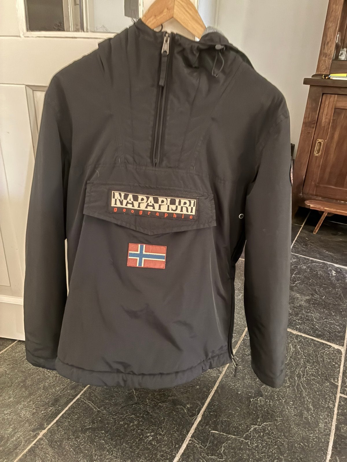 Zwarte Napapijri jas maat S, Ophalen of Verzenden, Zo goed als nieuw, Zwart