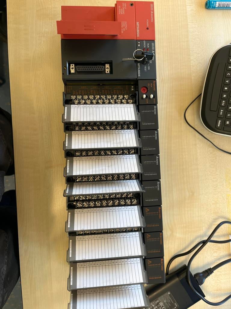 MITSUBISHI MELSEC A1S62PEU PLC met CPU en I/O kaarten, Ophalen of Verzenden