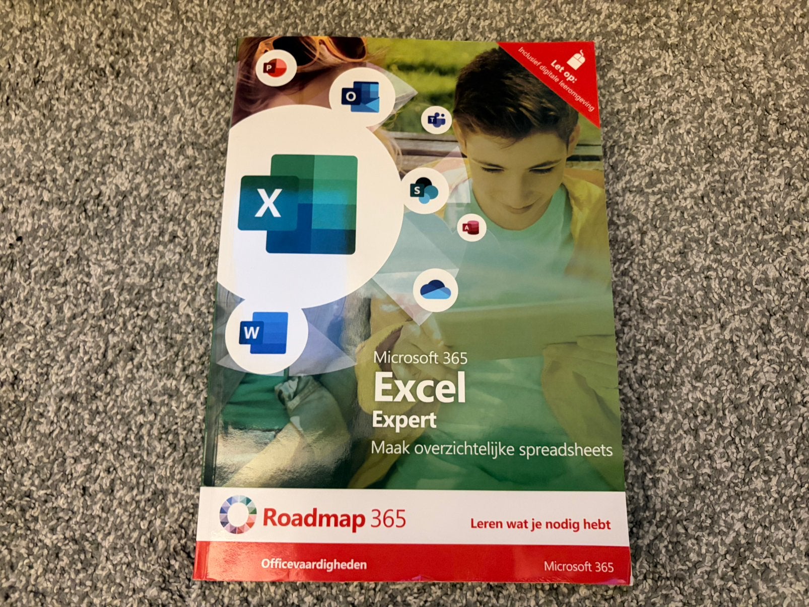Microsoft 365 Ecel Expert hulpboek roadmap, Boeken, Ophalen of Verzenden, Zo goed als nieuw, Niet van toepassing